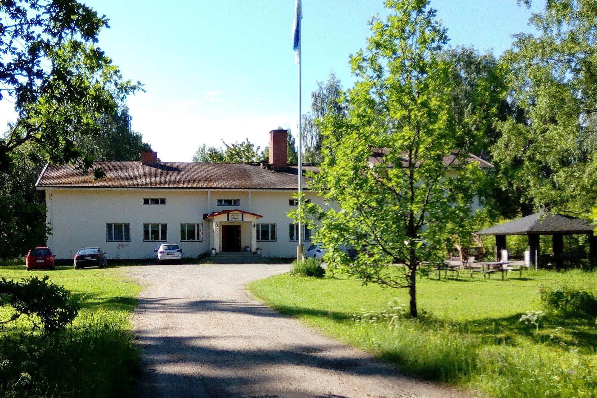 Vanhan Koulun Majatalo-Old School Guest House Kolinkylä Exterior foto